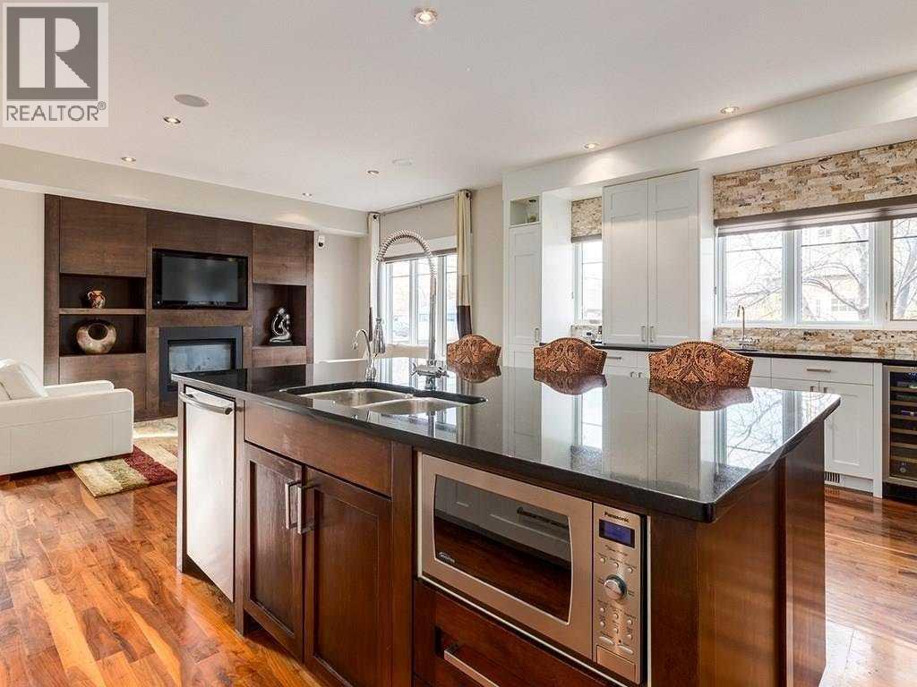 Single Family House for Sale in   Street West Hillhurst Calgary 