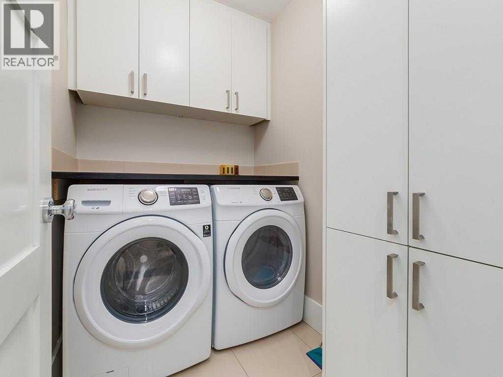 Single Family House for Sale in   Street West Hillhurst Calgary 