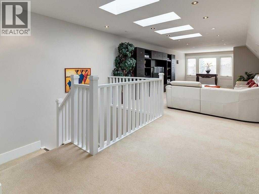 Single Family House for Sale in   Street West Hillhurst Calgary 