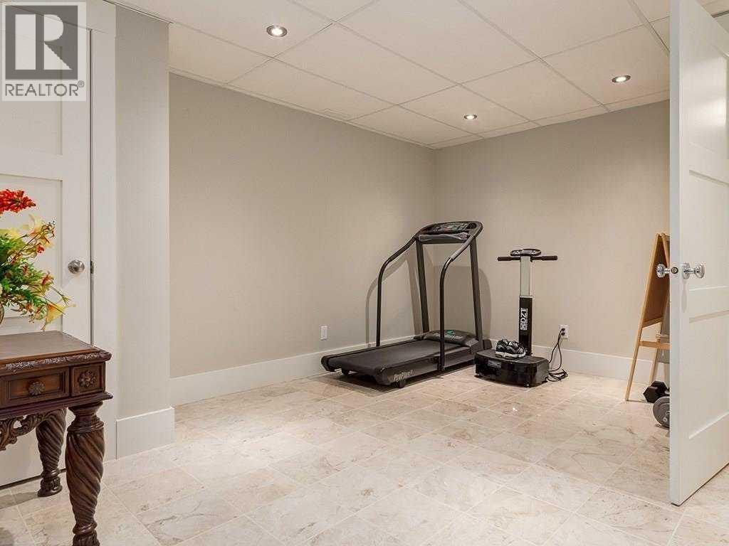 Single Family House for Sale in   Street West Hillhurst Calgary 