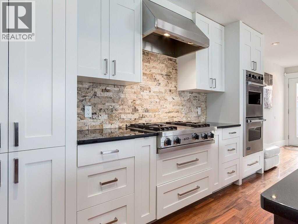 Single Family House for Sale in   Street West Hillhurst Calgary 