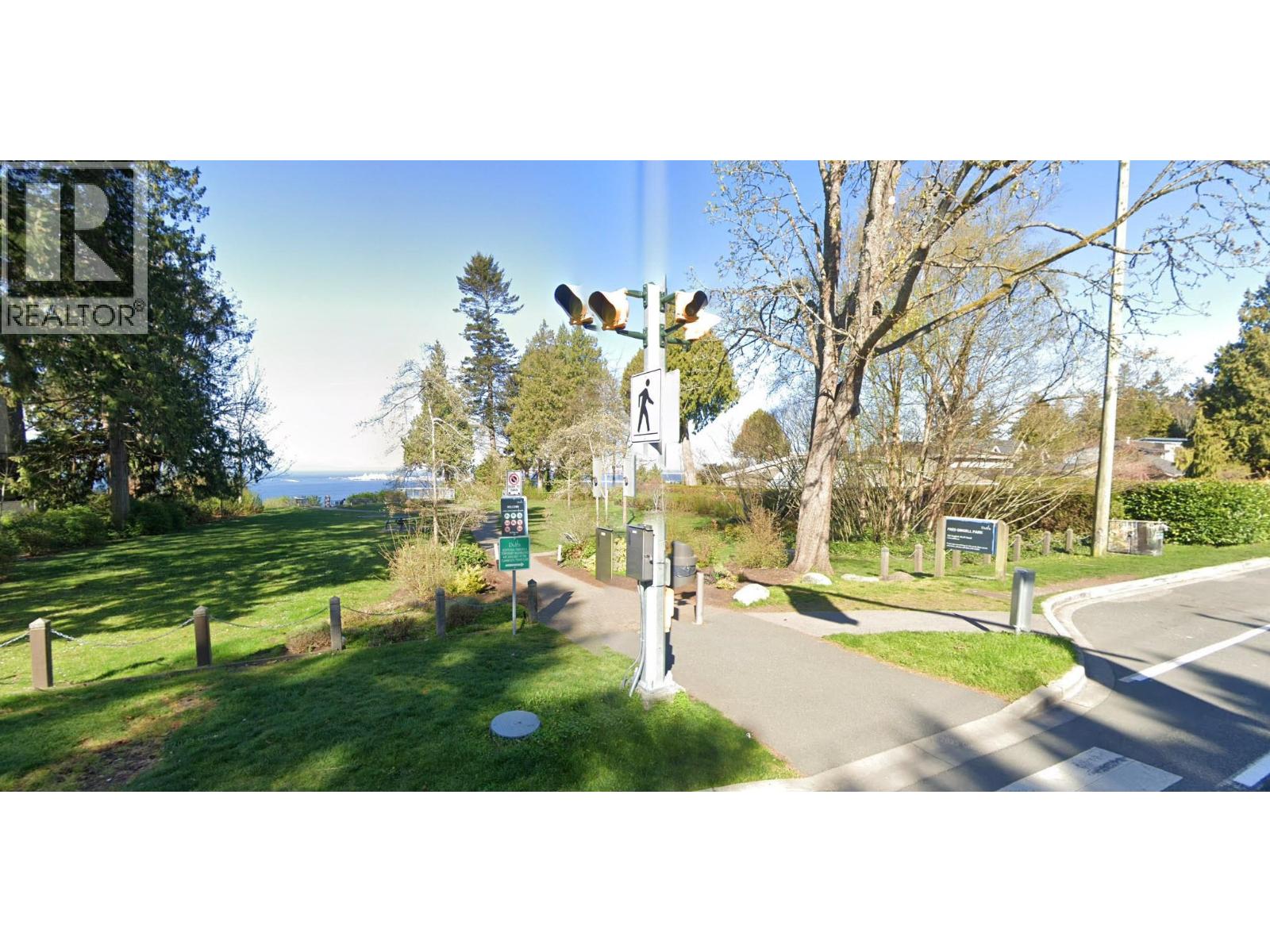 5241 4A AVENUE, Tsawwassen