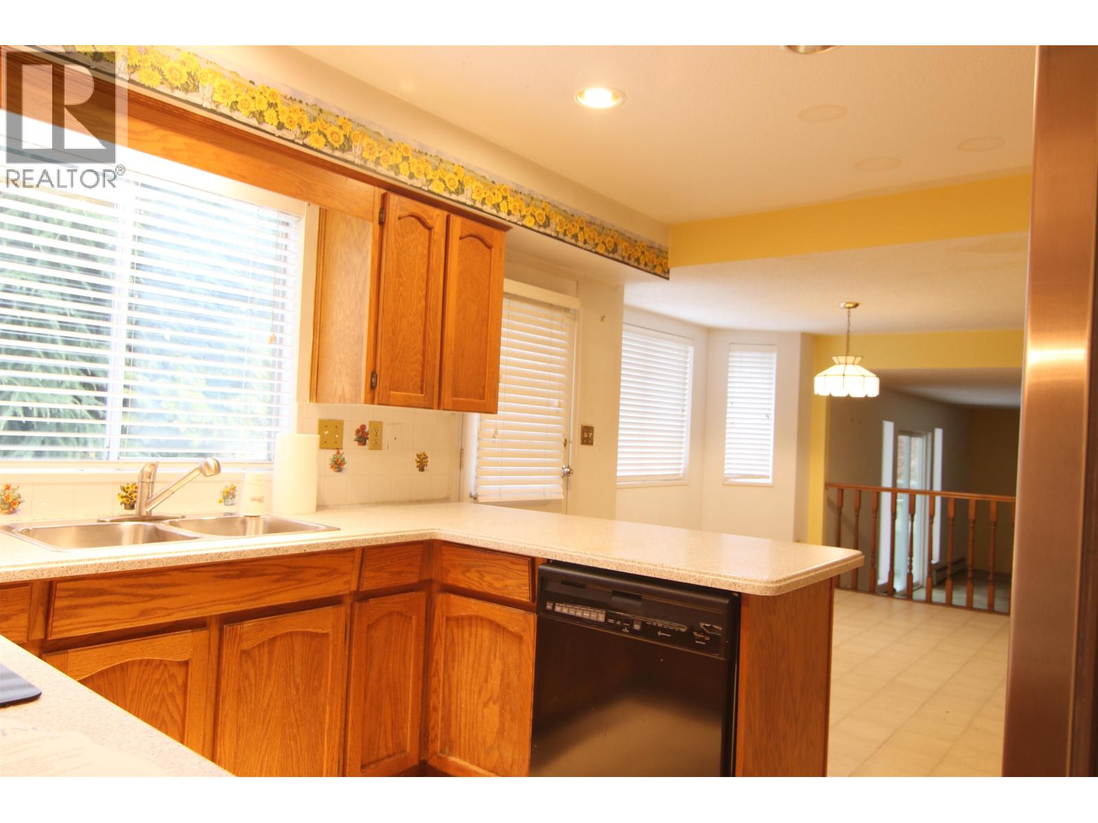 5241 4A AVENUE, Tsawwassen