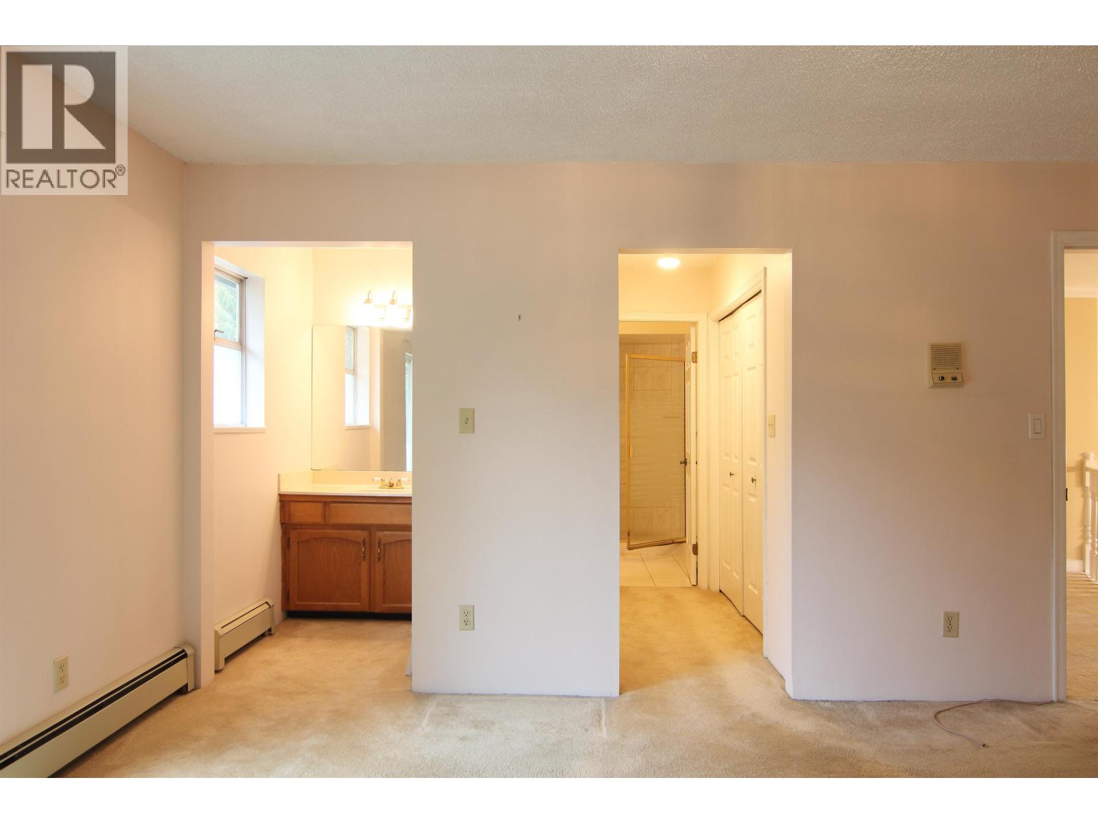 5241 4A AVENUE, Tsawwassen