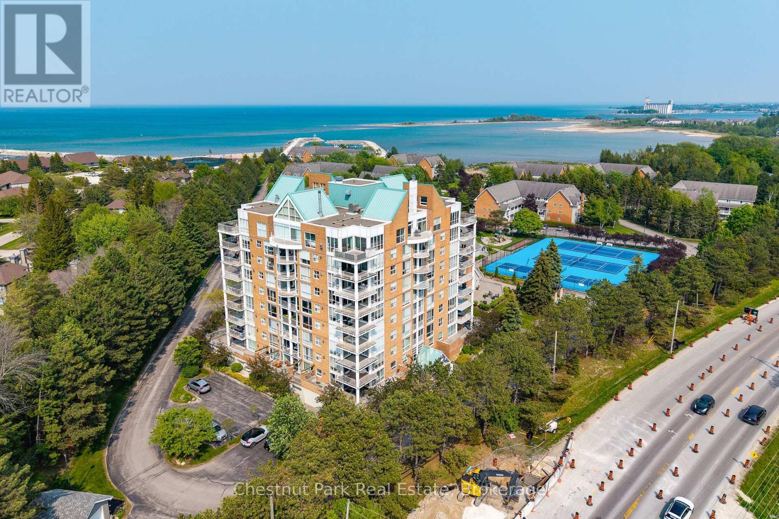 1001 - 24 RAMBLINGS WAY