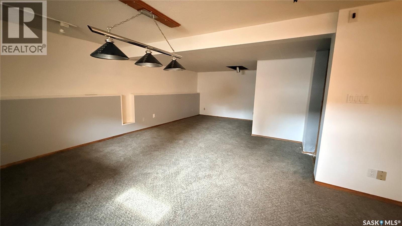 468 Petterson DRIVE - 18
