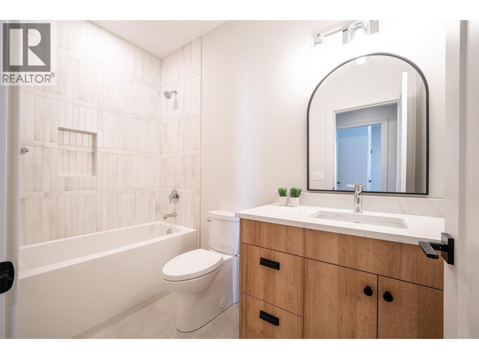  2079 Cortina Drive, Kelowna