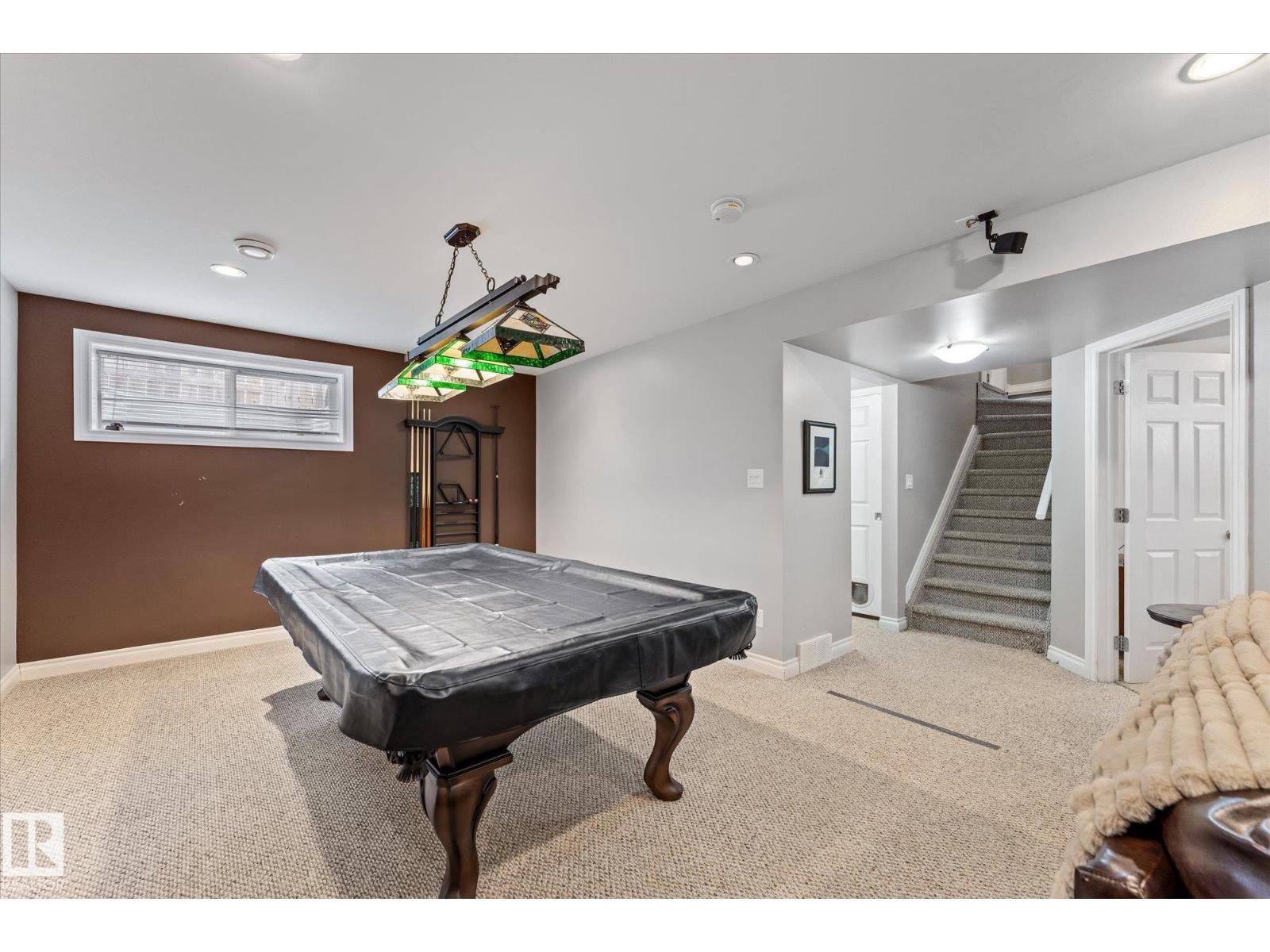 14 DEER PARK BV, Spruce Grove