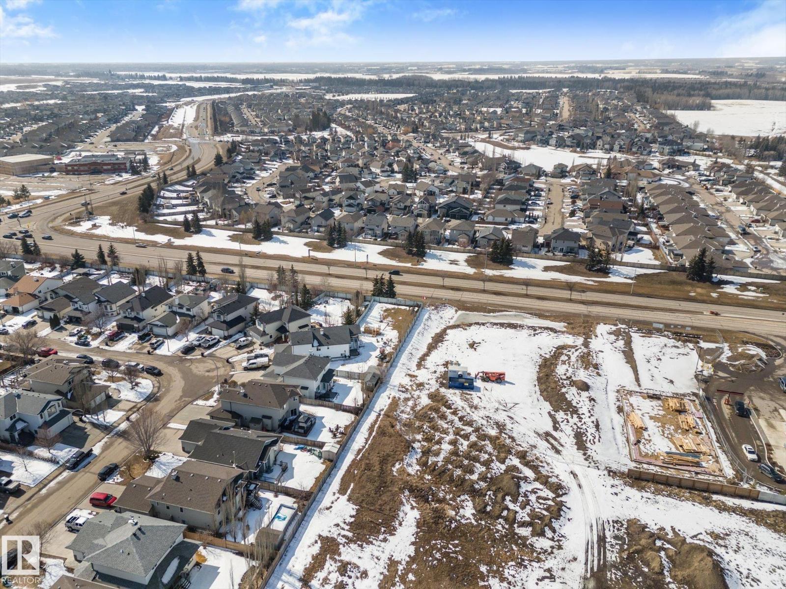 14 DEER PARK BV, Spruce Grove