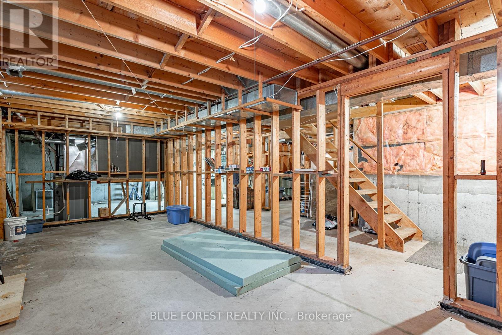 188 SCARLETT CIRCLE Property Photo