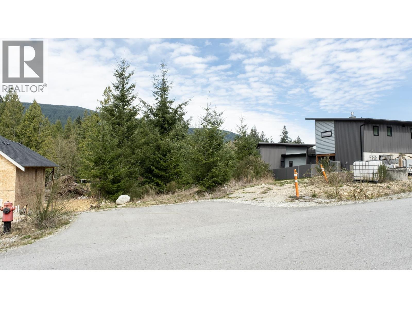 1221 CASTLE ROAD, Gibsons
