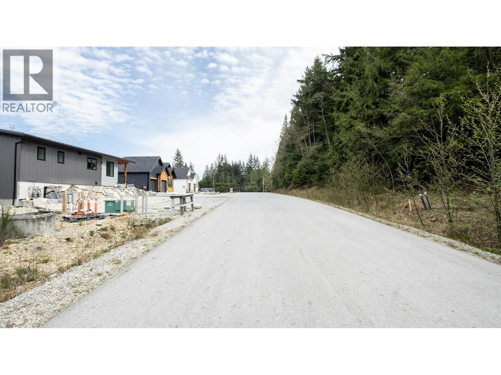 1221 CASTLE ROAD, Gibsons