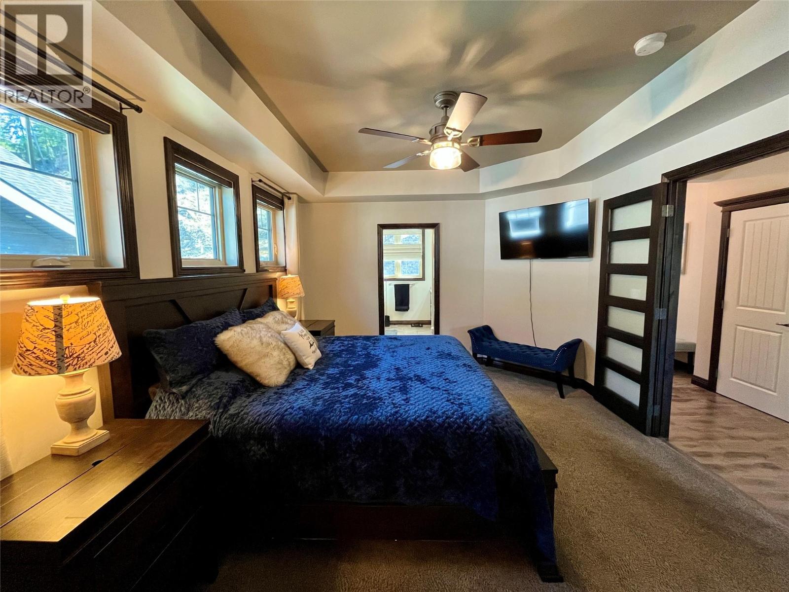 230 Sunset Drive, Sicamous