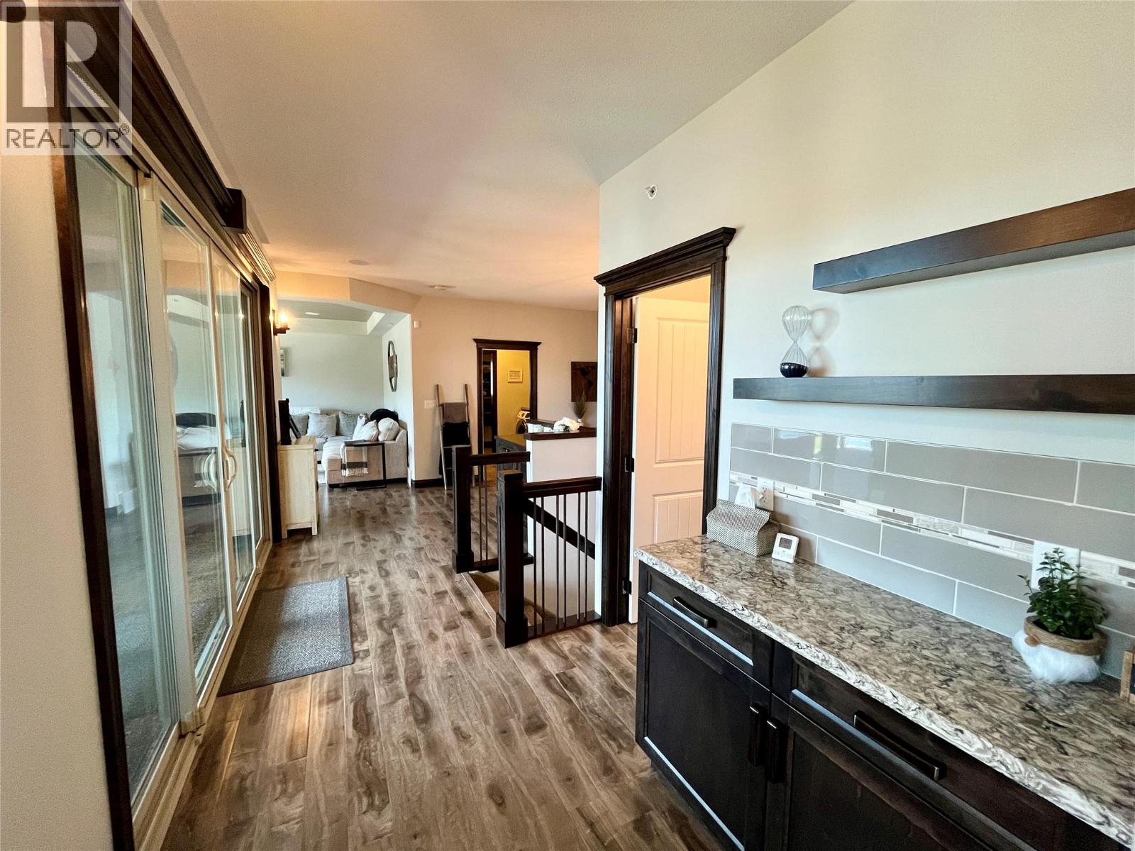 230 Sunset Drive, Sicamous