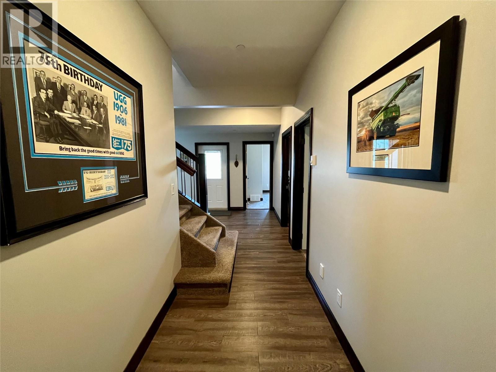 230 Sunset Drive, Sicamous