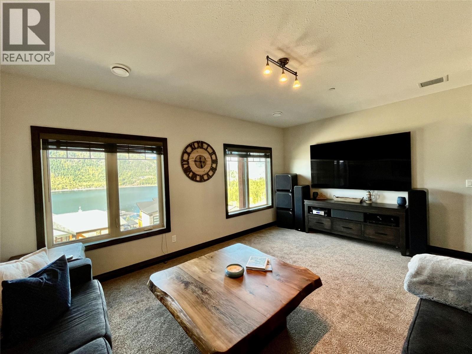 230 Sunset Drive, Sicamous