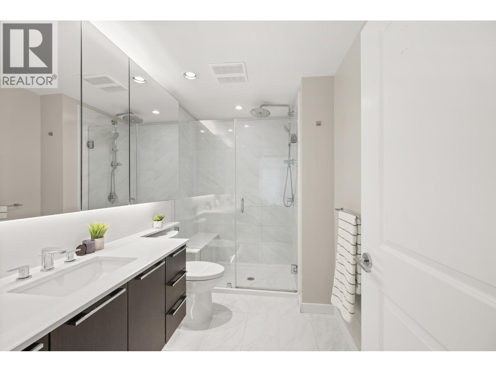 303 3188 RIVERWALK AVENUE, Vancouver