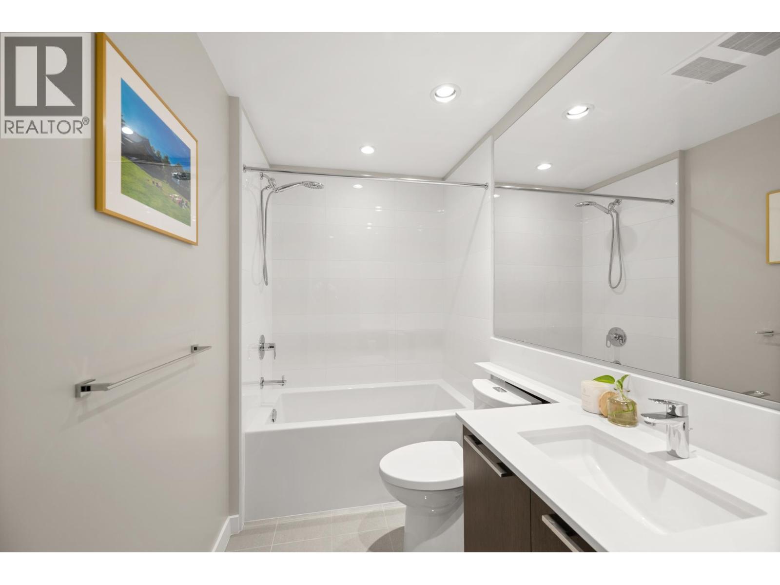 303 3188 RIVERWALK AVENUE, Vancouver