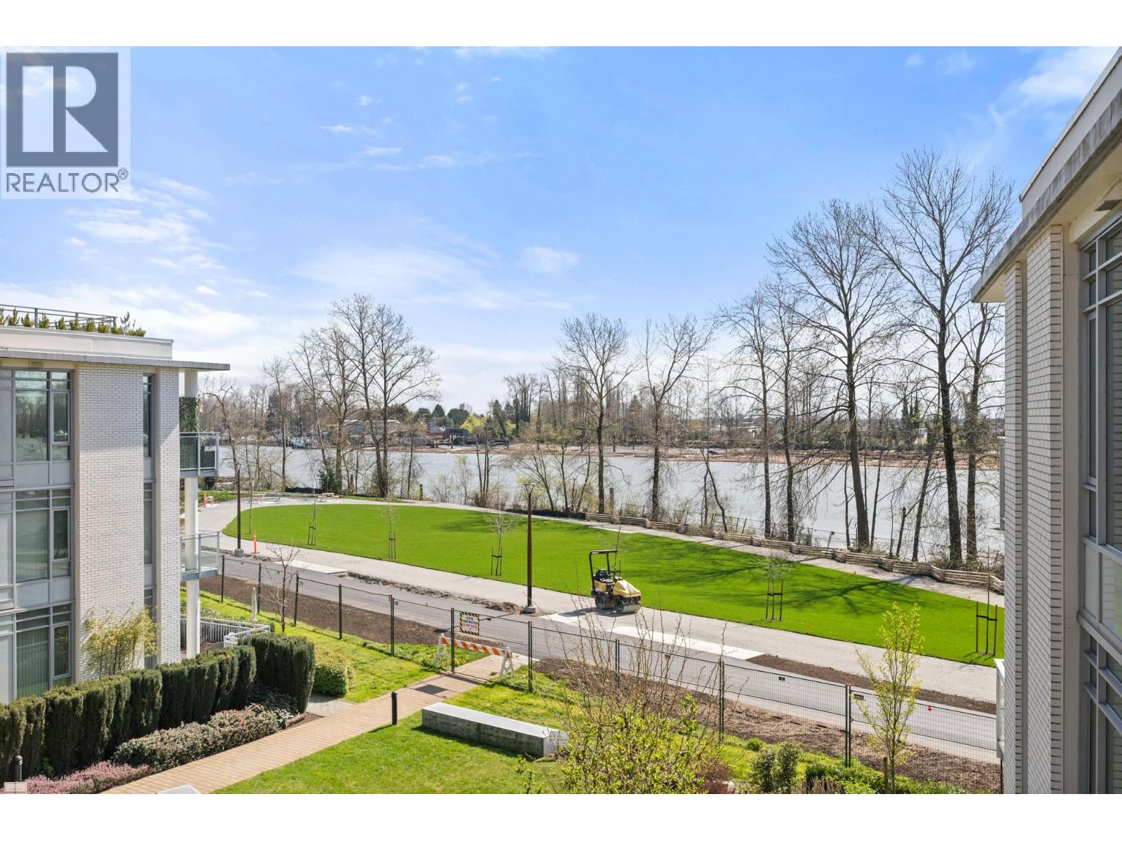 303 3188 RIVERWALK AVENUE, Vancouver