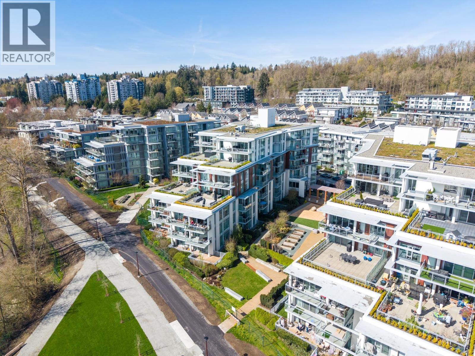 303 3188 RIVERWALK AVENUE, Vancouver