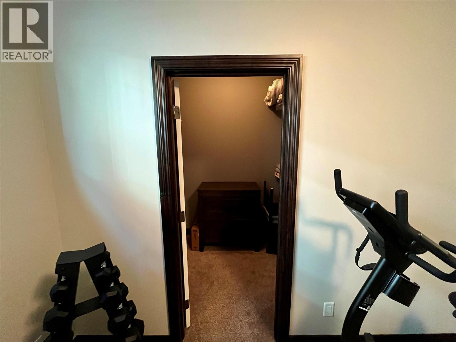 230 Sunset Drive, Sicamous