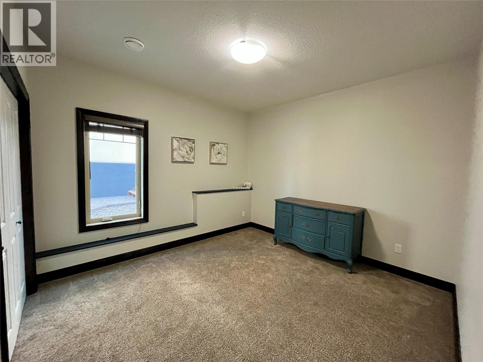 230 Sunset Drive, Sicamous