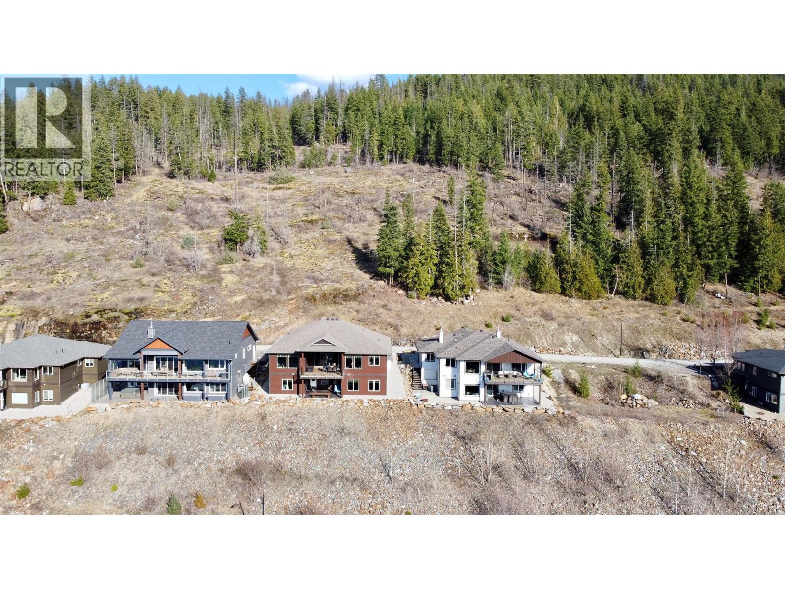 230 Sunset Drive, Sicamous