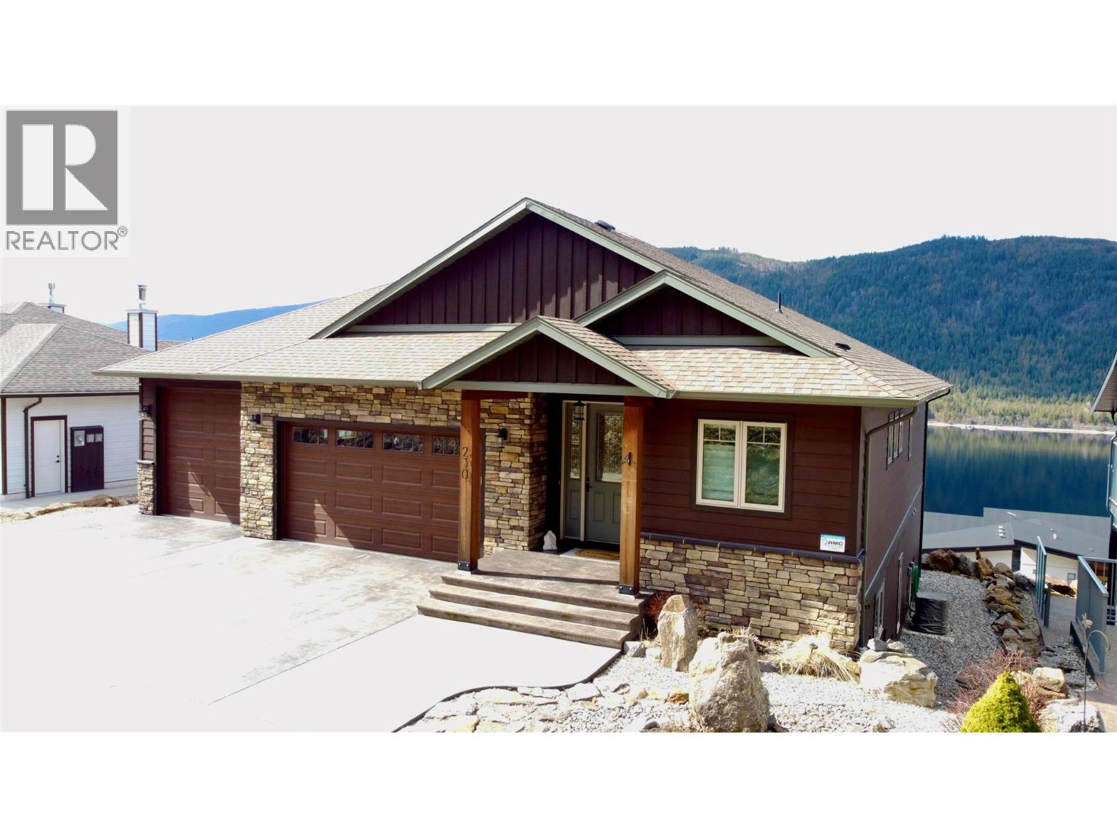 230 Sunset Drive, Sicamous
