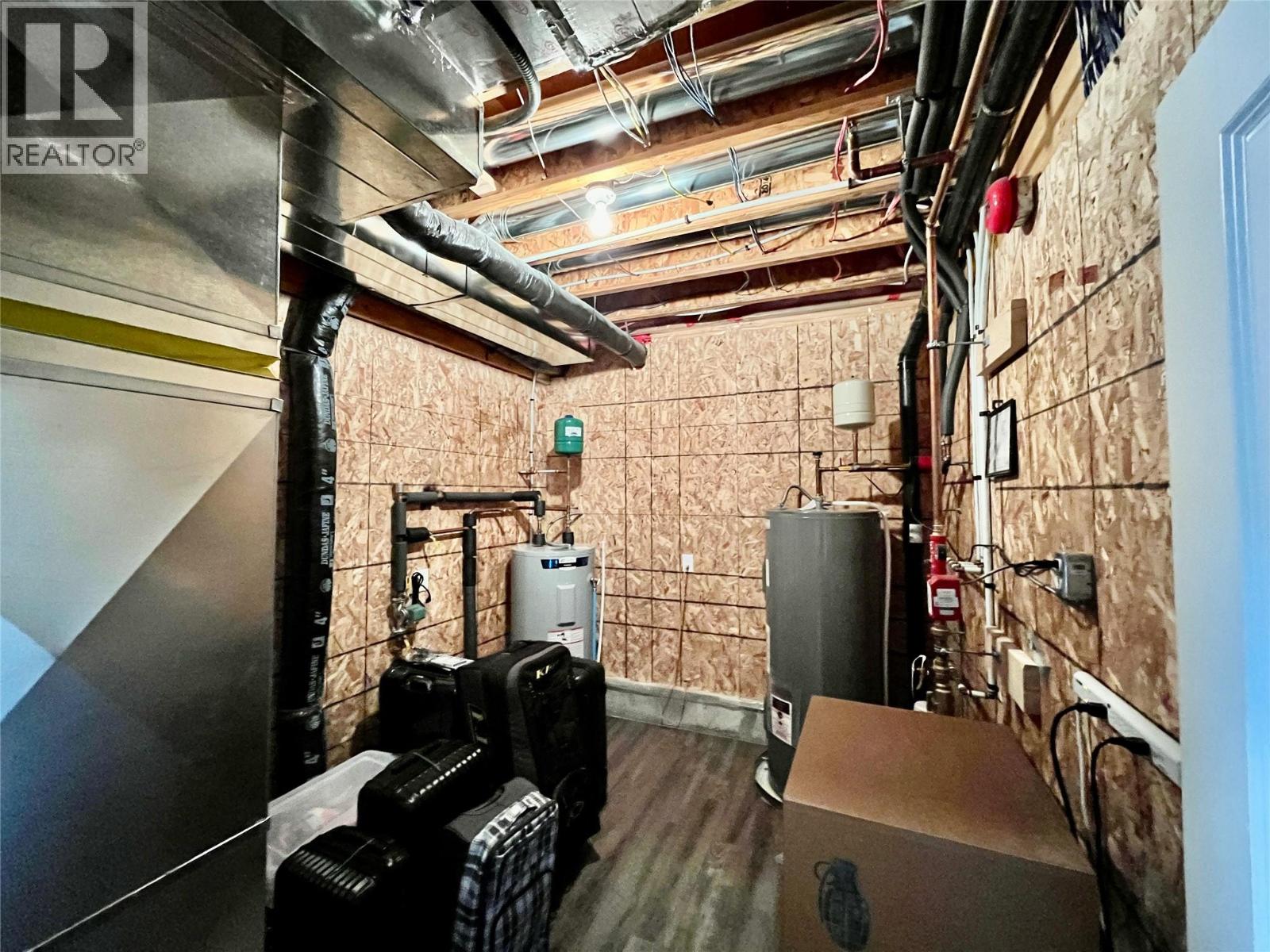 230 Sunset Drive, Sicamous