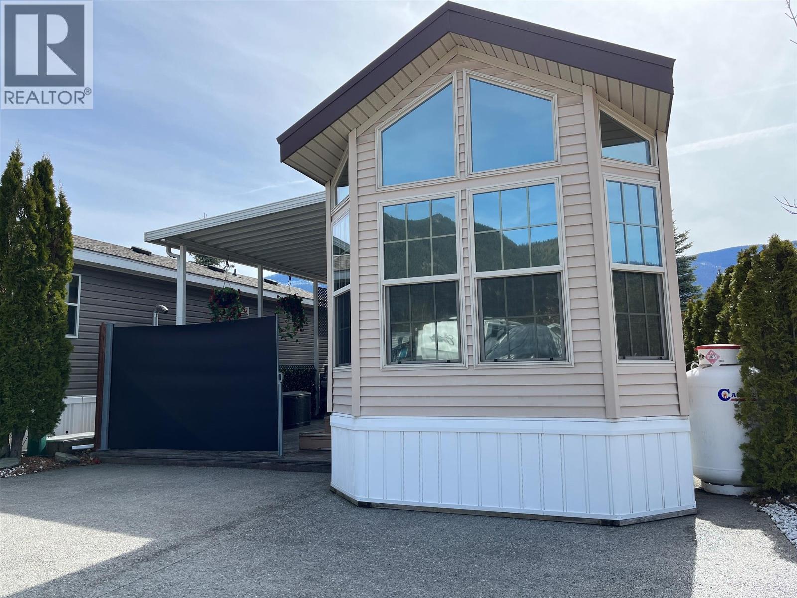 1383 Silver Sands Road Unit# 120, Sicamous