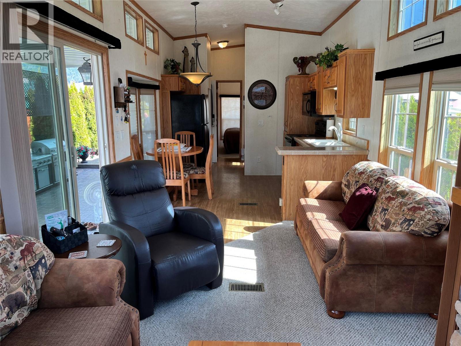 1383 Silver Sands Road Unit# 120, Sicamous