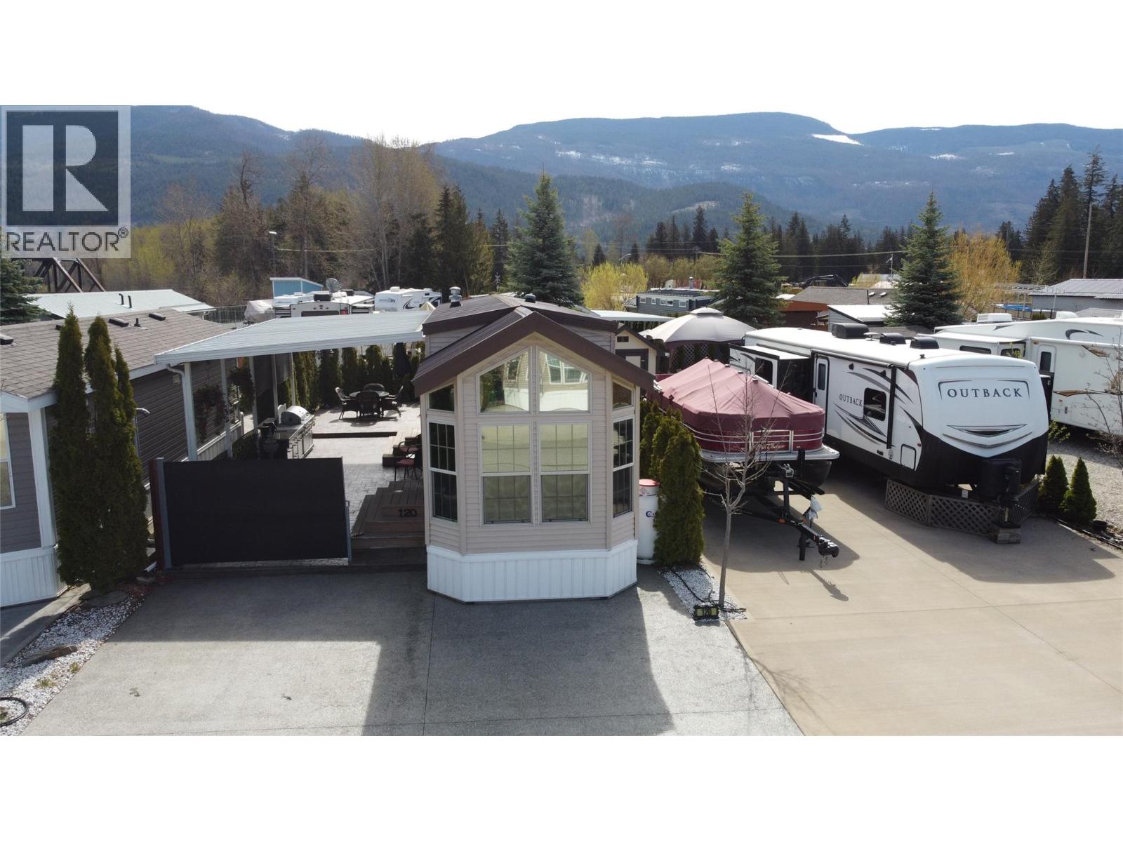 1383 Silver Sands Road Unit# 120, Sicamous