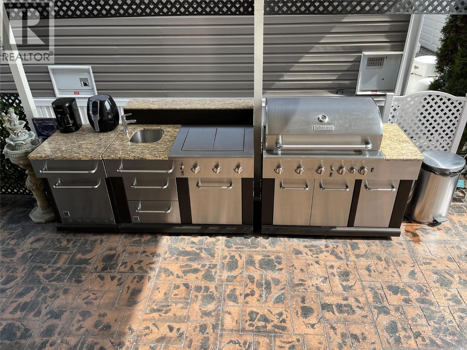 1383 Silver Sands Road Unit# 120, Sicamous