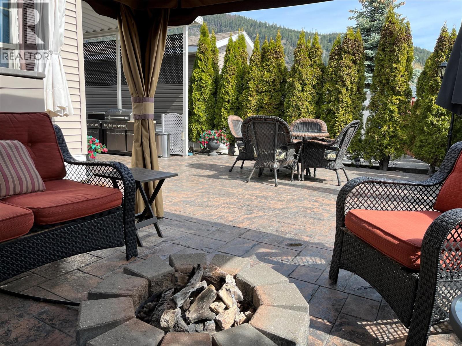 1383 Silver Sands Road Unit# 120, Sicamous