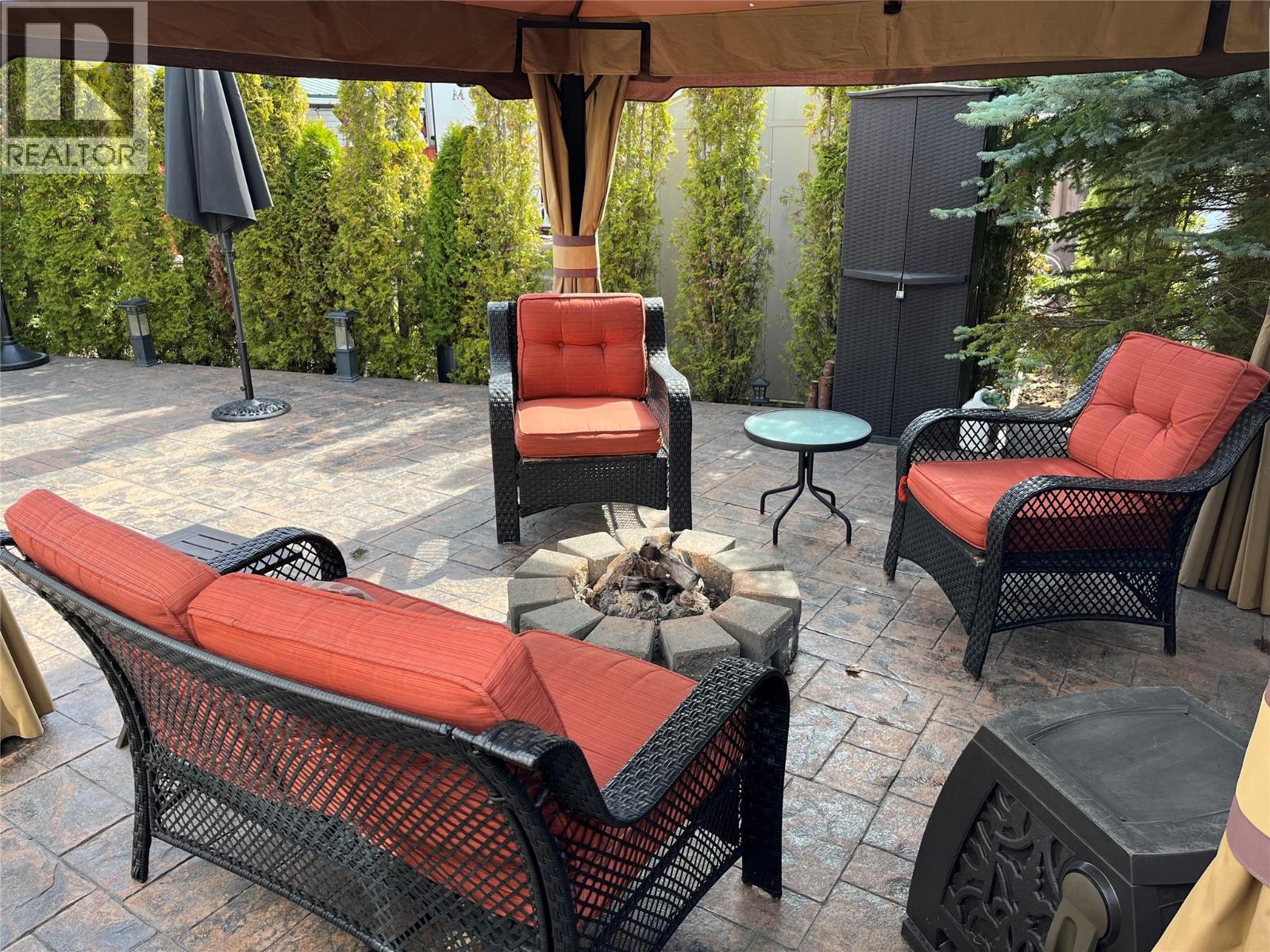 1383 Silver Sands Road Unit# 120, Sicamous