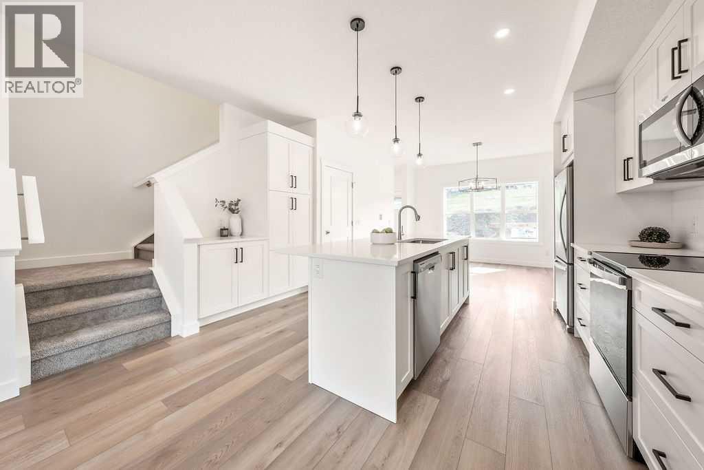 525 River Heights Drive, Cochrane