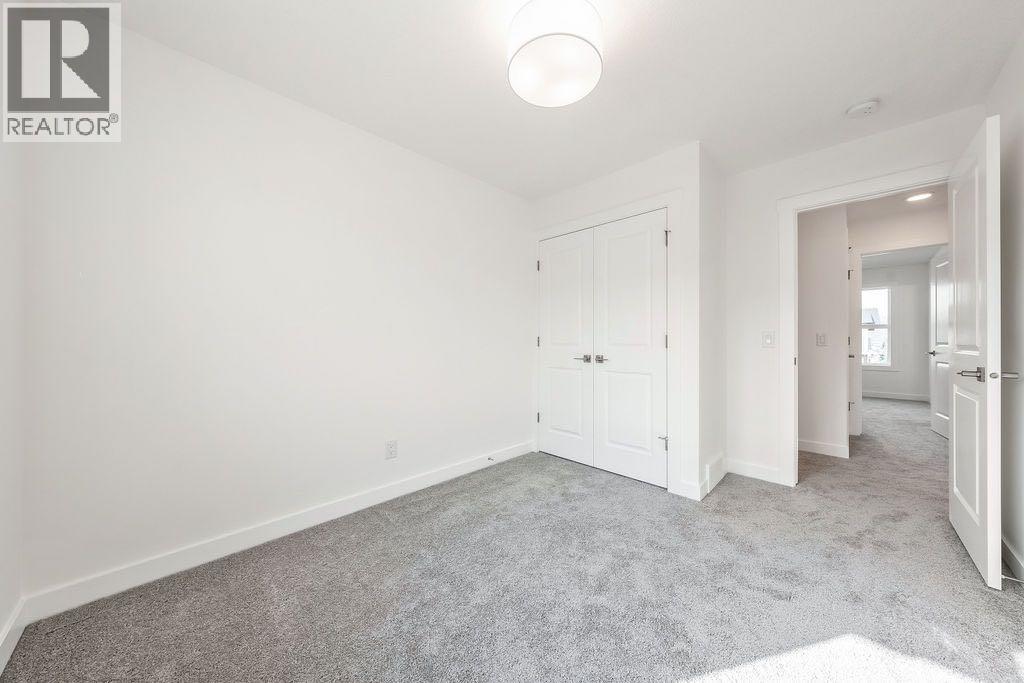 525 River Heights Drive, Cochrane