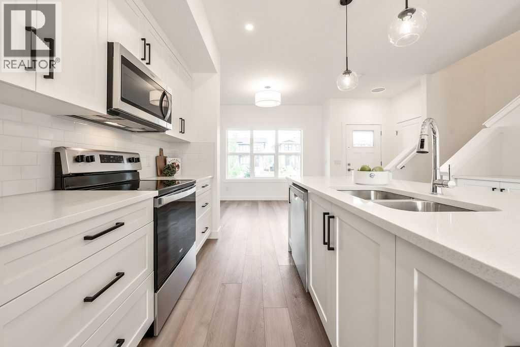 525 River Heights Drive, Cochrane