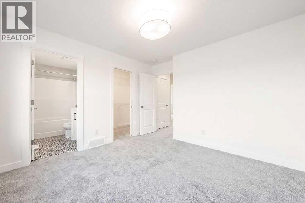 525 River Heights Drive, Cochrane