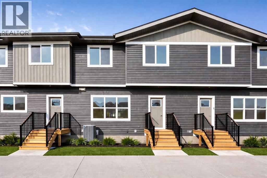 525 River Heights Drive, Cochrane