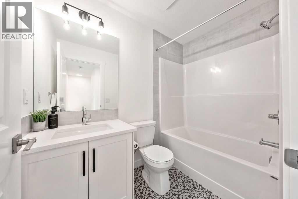 525 River Heights Drive, Cochrane