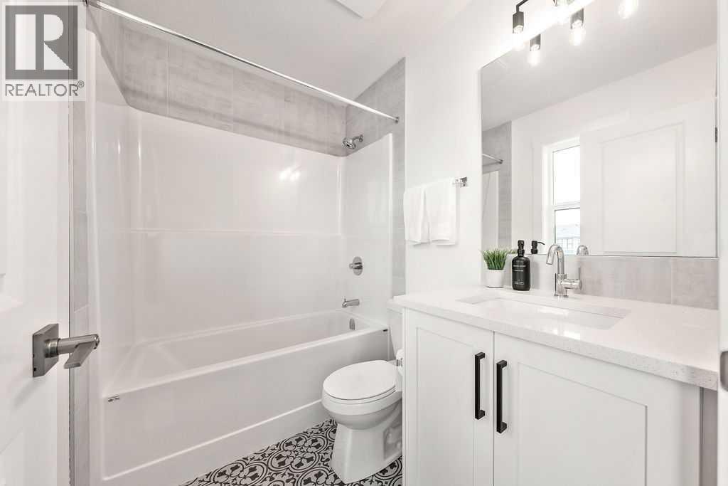 525 River Heights Drive, Cochrane