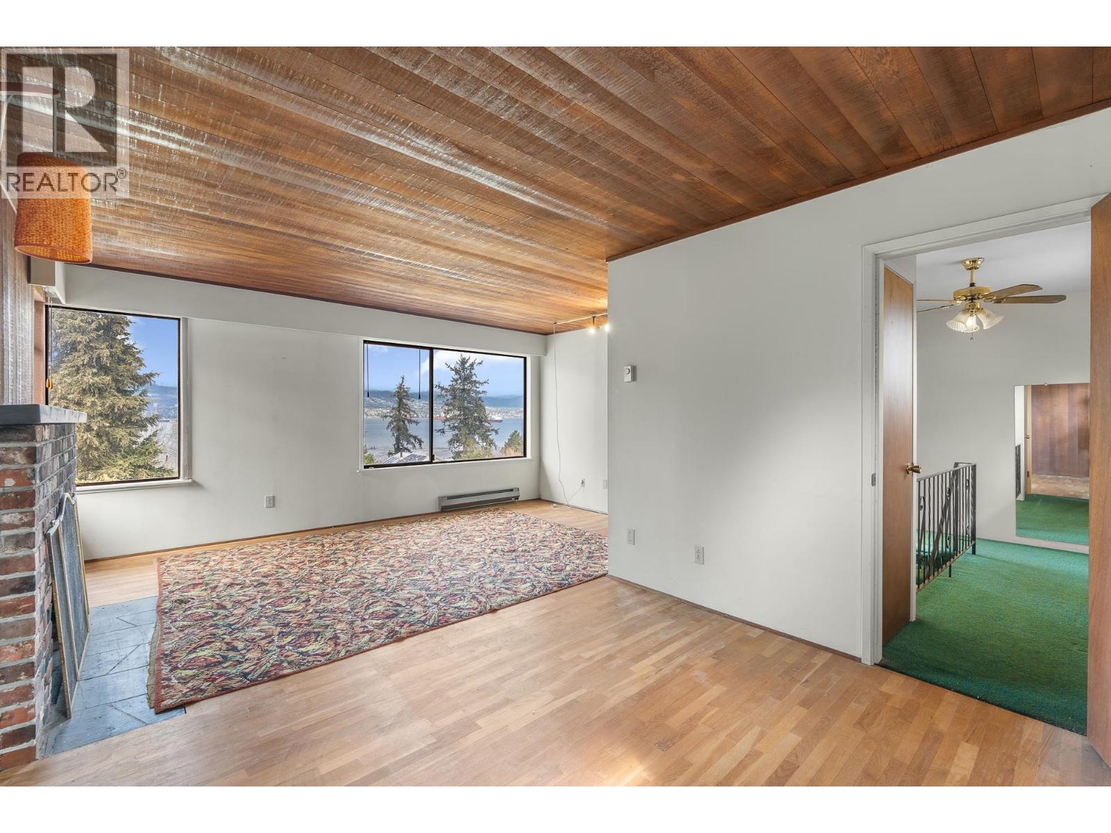 4667 SIMPSON AVENUE, Vancouver