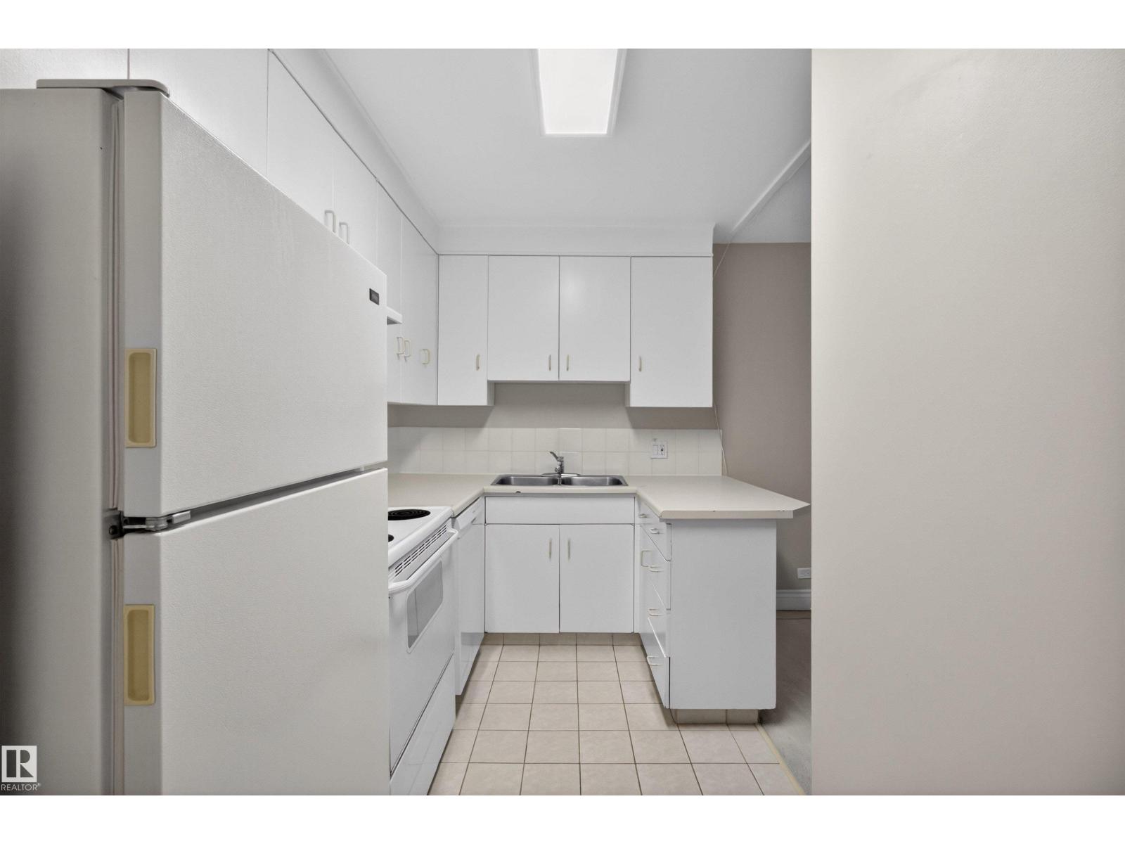 #304 12207 JASPER AV NW, Edmonton