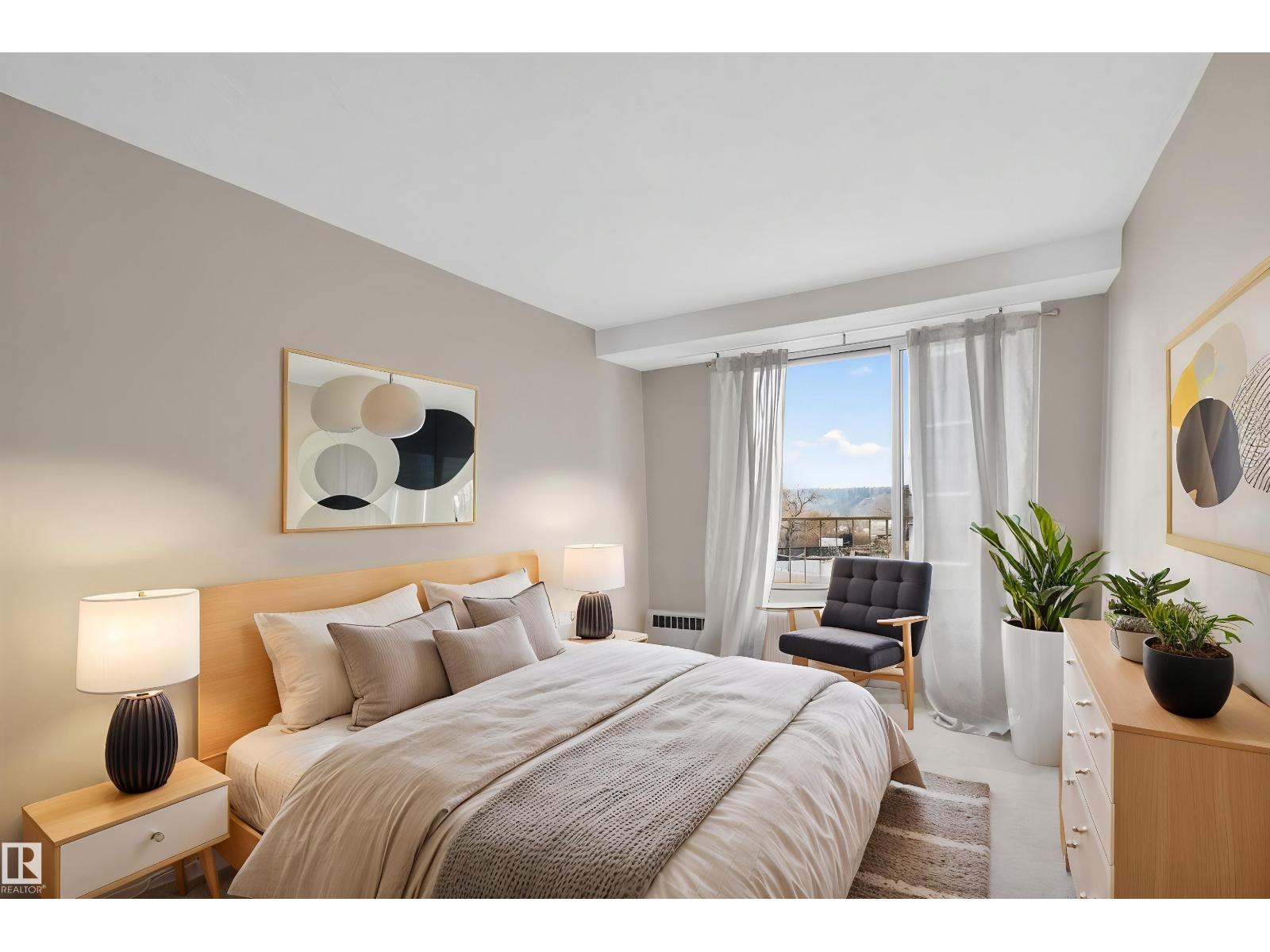 #304 12207 JASPER AV NW, Edmonton