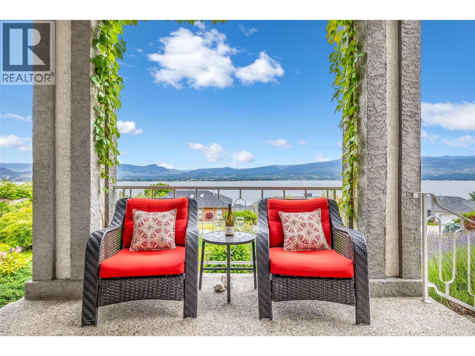 570 Casa Grande Drive, Kelowna