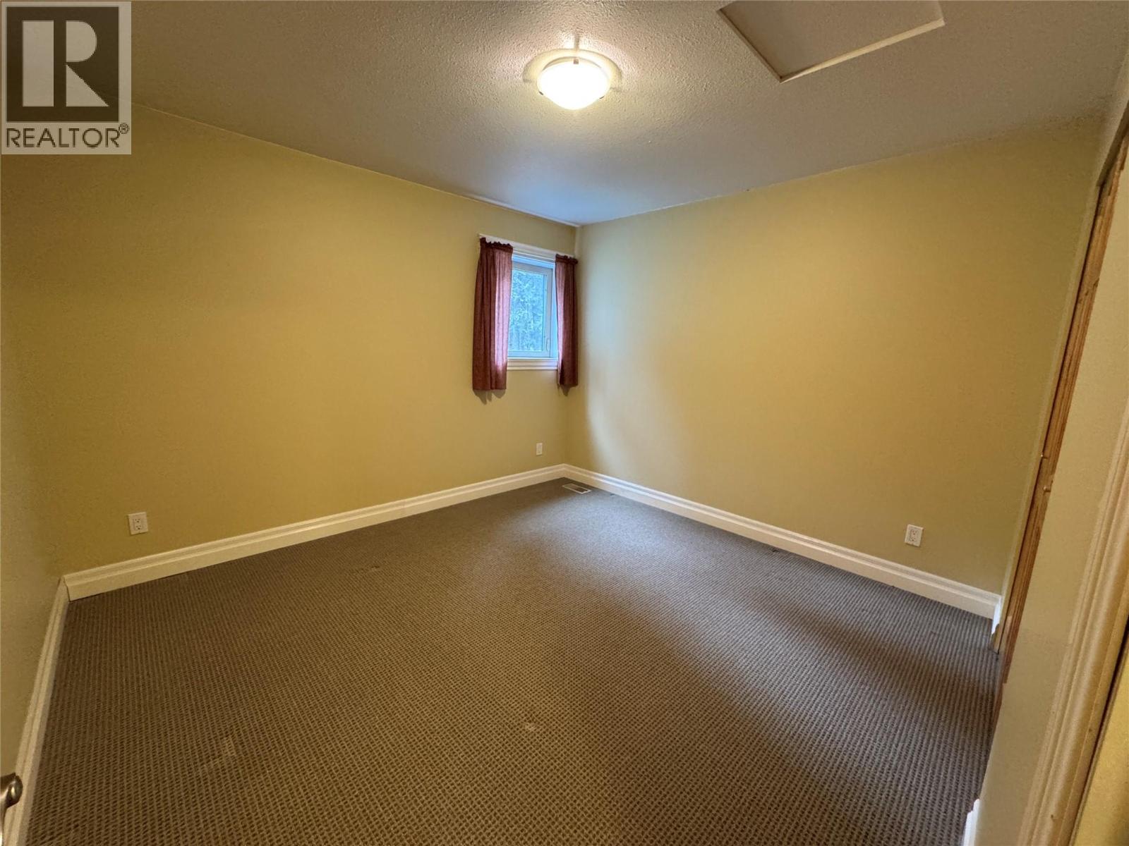 4492 IRON MOUNTAIN ROAD - 19