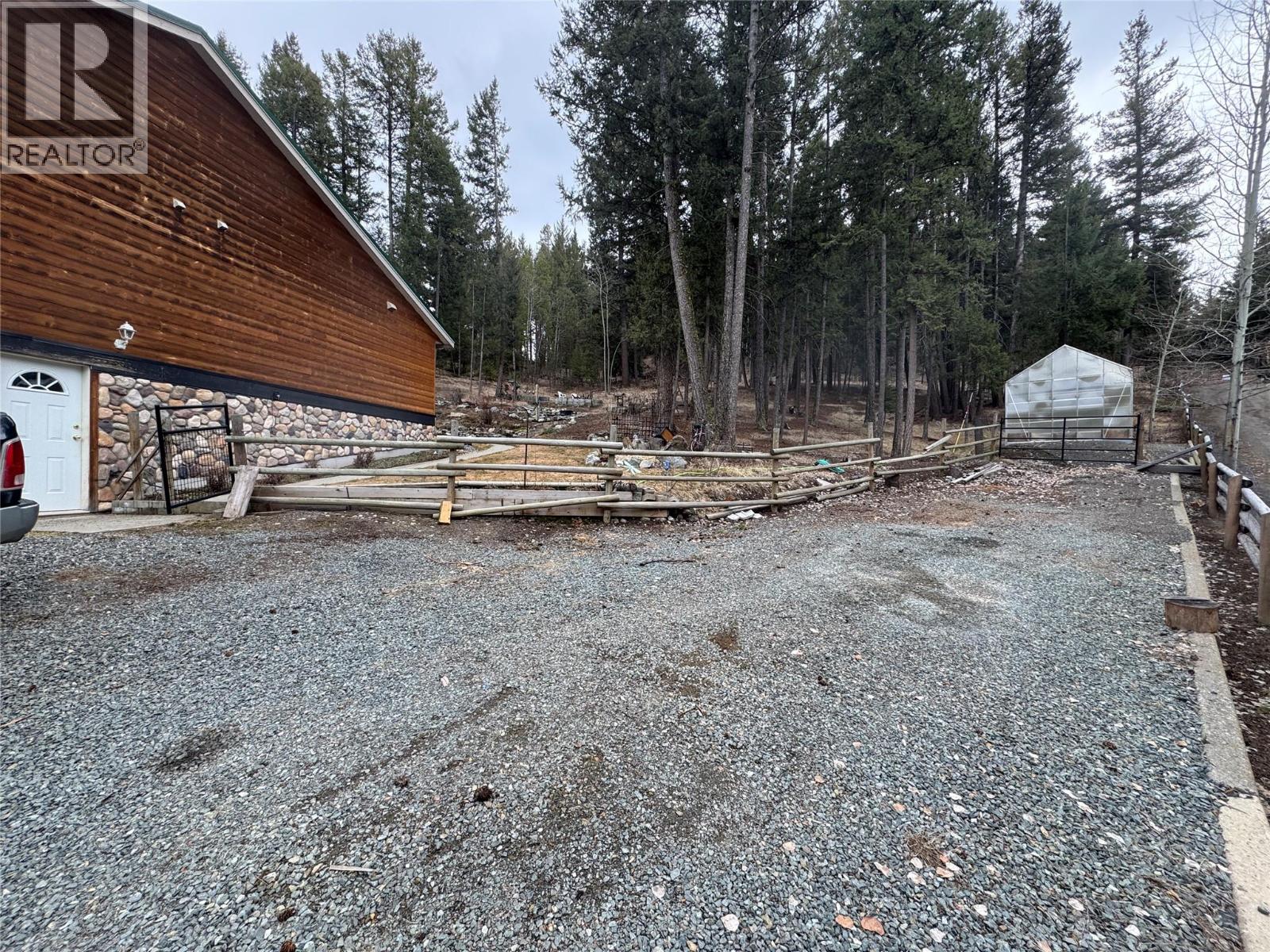 4492 Iron Mountain Road - 44