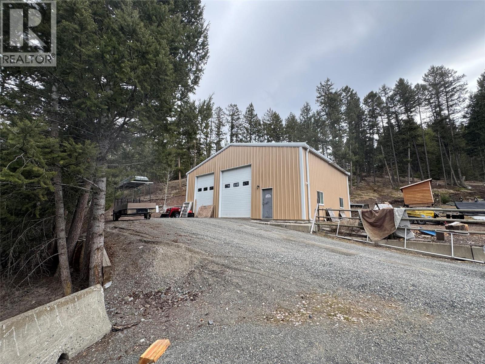 4492 Iron Mountain Road - 26