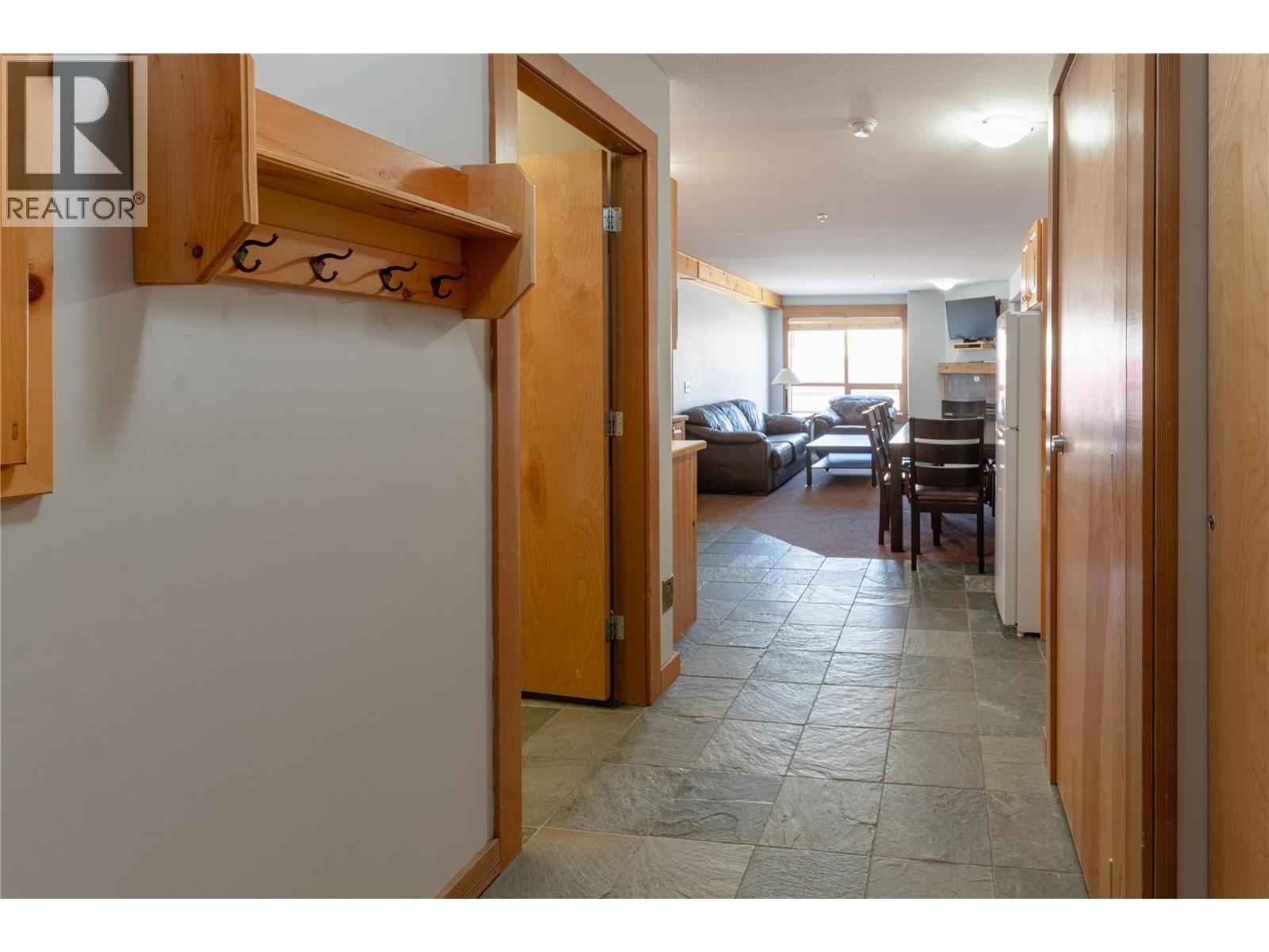 #307/309 5335 Big White Road - 10